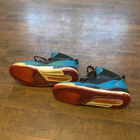 Air Jordan Flight 97 Sneakers - Picture 8 of 12